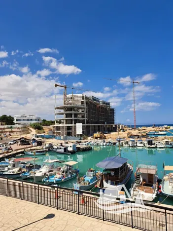 Prodej bytu 2+1, Deryneia, Kypr, 78 m2