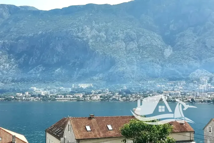 Prodej rodinného domu, Prčanj, Černá Hora, 70 m2