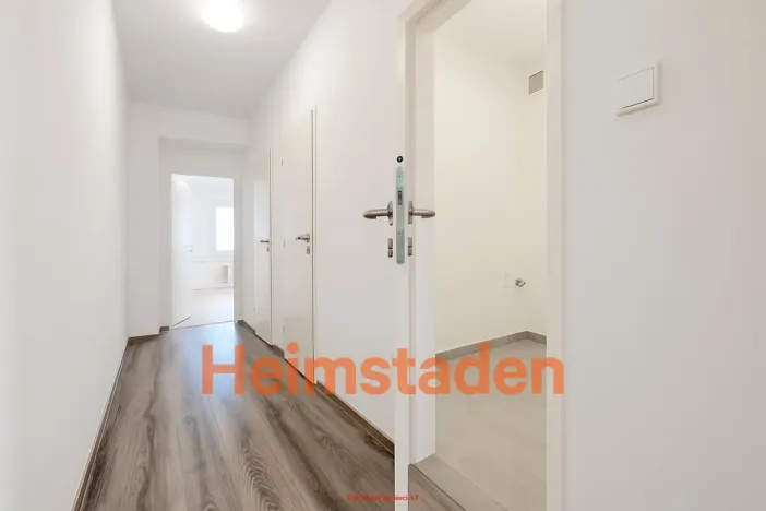 Pronájem bytu 3+1, Ostrava - Poruba, náměstí Jana Nerudy, 75 m2