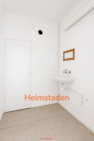 Pronájem obchodního prostoru, Karviná - Ráj, Školská, 17 m2