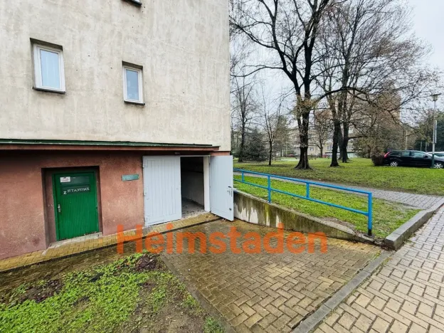 Pronájem garáže, Ostrava - Moravská Ostrava, náměstí Jiřího Myrona, 22 m2