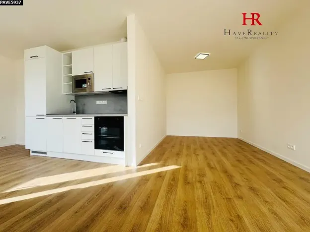 Pronájem bytu 1+kk, Benešov, Suchánkova, 41 m2