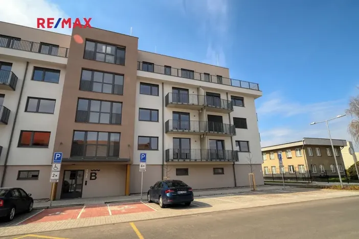 Pronájem bytu 2+kk, Nymburk, Bobnická, 52 m2