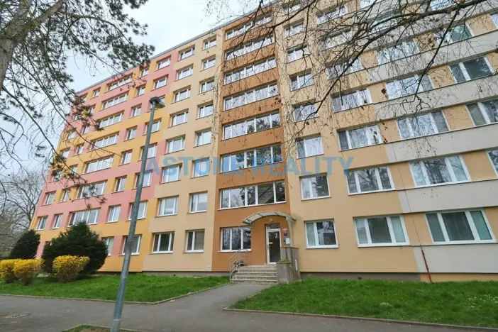 Pronájem bytu 1+1, Praha - Krč, V Štíhlách, 39 m2