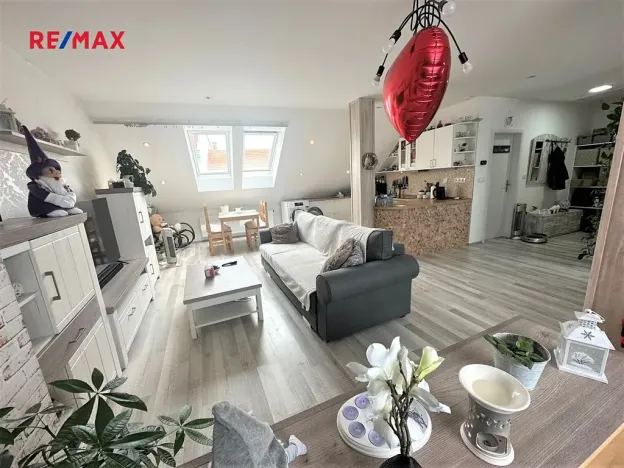 Pronájem bytu 1+kk, Slavkov u Brna, Husova, 50 m2