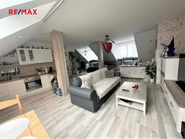 Pronájem bytu 1+kk, Slavkov u Brna, Husova, 50 m2