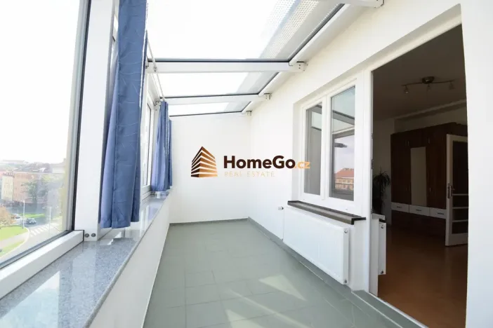 Pronájem bytu 2+kk, Praha - Nusle, Lounských, 50 m2