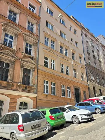 Prodej atypického bytu, Praha - Smíchov, Na Čečeličce, 78 m2