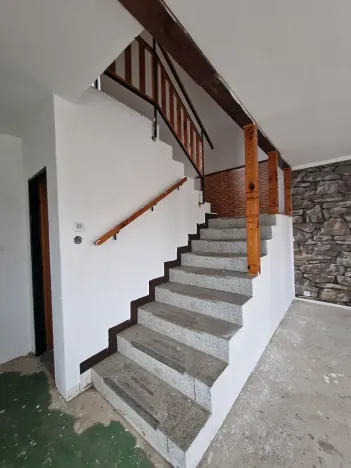Prodej rodinného domu, Svojšín, 230 m2