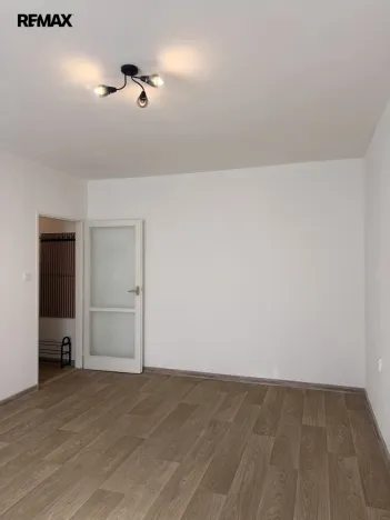 Pronájem bytu 1+kk, Karlovy Vary, Sokolovská, 24 m2