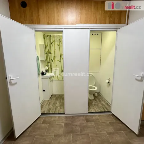 Pronájem bytu 1+1, Děčín - Děčín II-Nové Město, Lipová, 36 m2