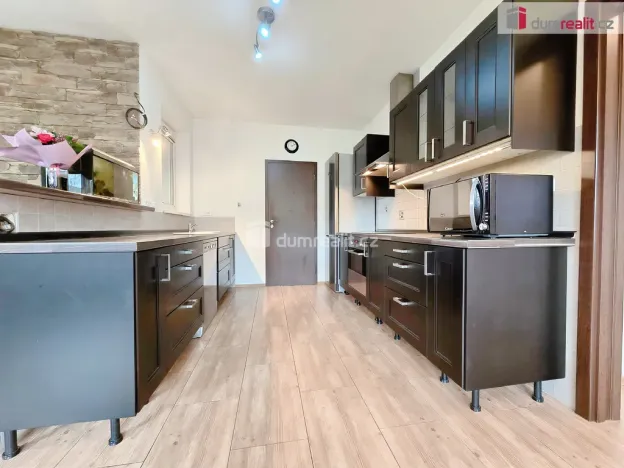 Prodej rodinného domu, Rostoklaty - Nová Ves II, 106 m2