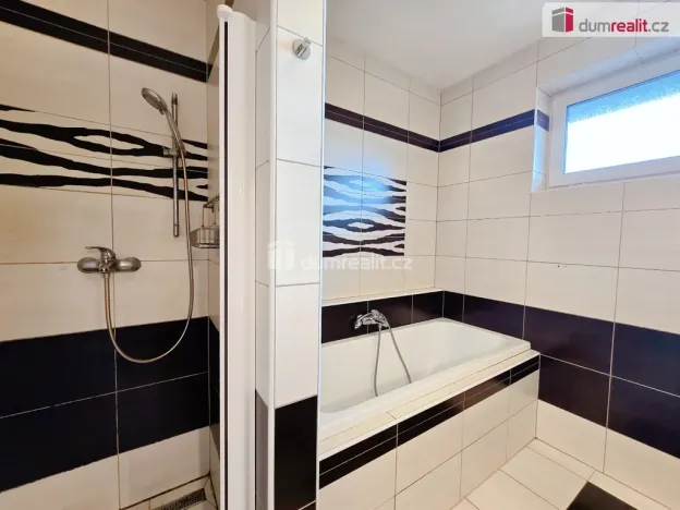 Prodej rodinného domu, Rostoklaty - Nová Ves II, 106 m2