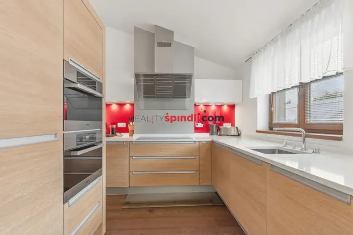 Prodej bytu 4+1, Špindlerův Mlýn, 149 m2