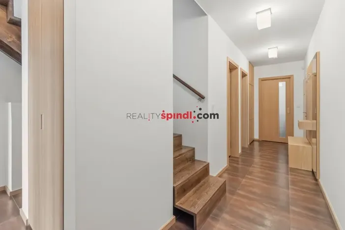 Prodej bytu 4+1, Špindlerův Mlýn, 149 m2