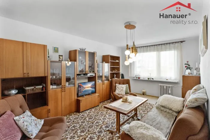 Prodej bytu 3+1, Mojžíř, Jindřicha Plachty, 81 m2