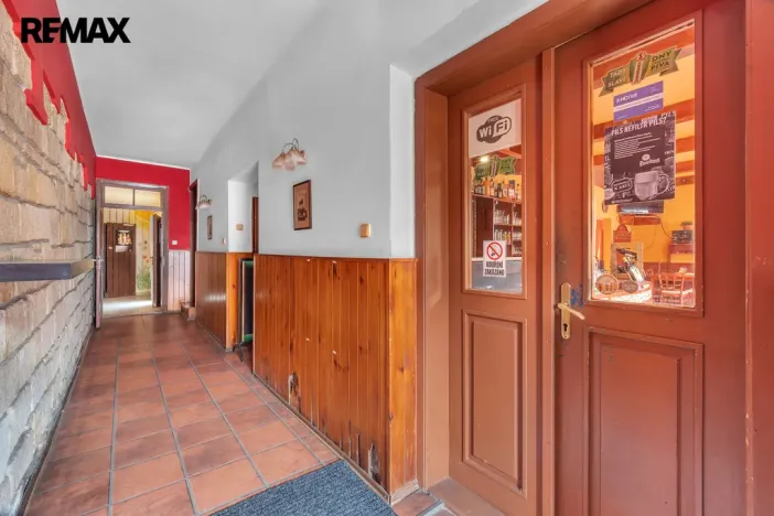 Pronájem restaurace, Hořice, Čechova, 340 m2