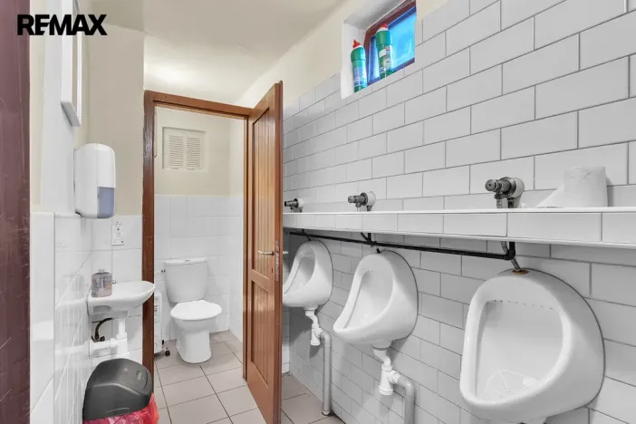 Pronájem restaurace, Hořice, Čechova, 340 m2