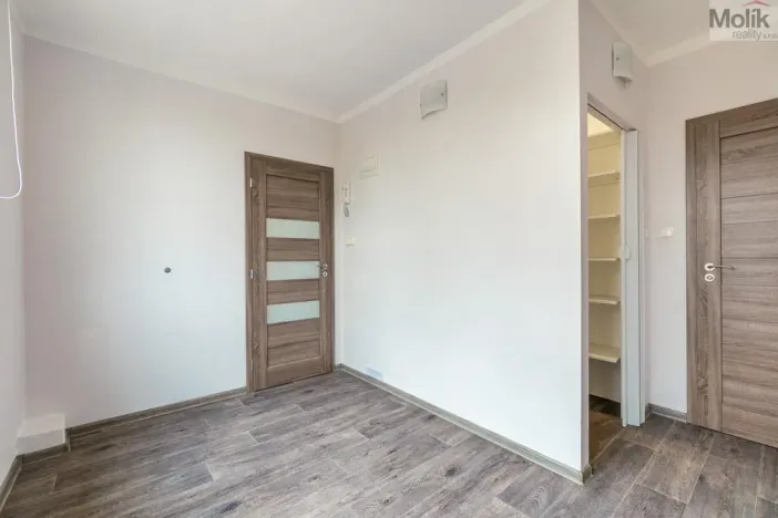 Prodej bytu 5+1, Osek, Lidická, 114 m2