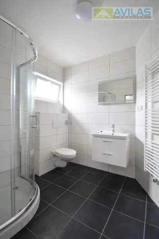 Pronájem obchodního prostoru, Týnec nad Sázavou, K Lesíku, 108 m2