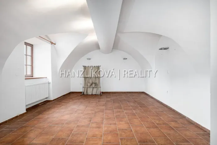 Prodej ubytování, Chlum u Třeboně, Hejtmanská hráz, 1253 m2