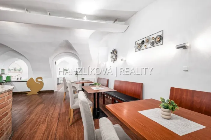 Prodej ubytování, Chlum u Třeboně, Hejtmanská hráz, 1253 m2