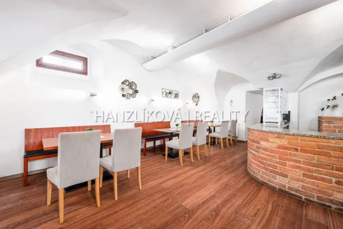 Prodej ubytování, Chlum u Třeboně, Hejtmanská hráz, 1253 m2