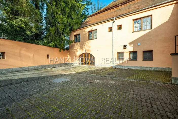 Prodej vícegeneračního domu, Chlum u Třeboně, Hejtmanská hráz, 1253 m2