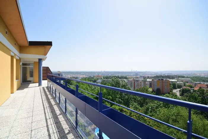 Pronájem bytu 5+kk, Praha - Libeň, Nad Okrouhlíkem, 186 m2