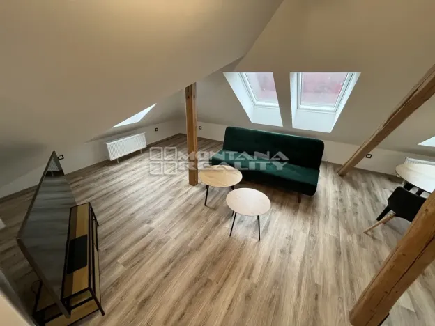 Pronájem bytu 2+kk, Olomouc, Hněvotínská, 80 m2