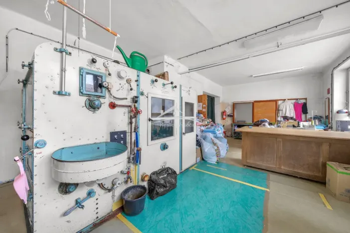 Prodej výrobních prostor, Havlíčkův Brod, Sázavská, 750 m2