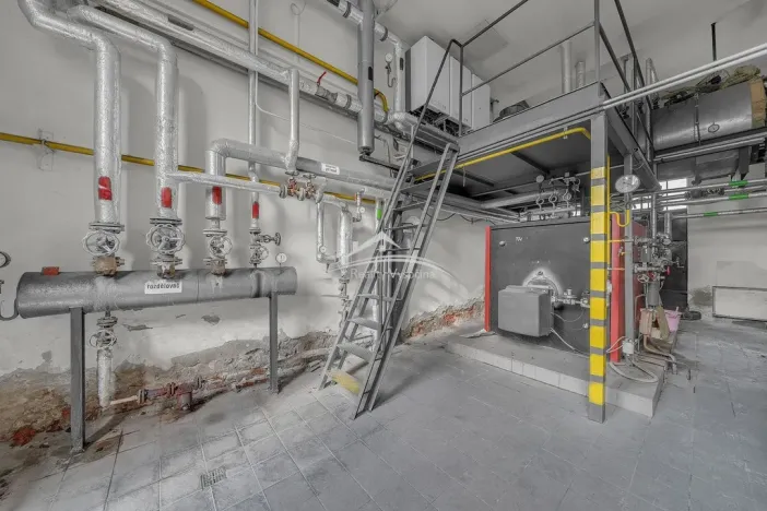 Prodej výrobních prostor, Havlíčkův Brod, Sázavská, 750 m2