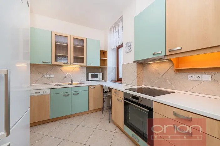 Pronájem bytu 4+1, Praha - Dejvice, Na viničních horách, 152 m2