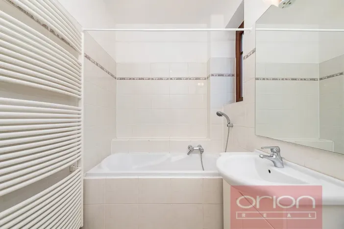 Pronájem bytu 4+1, Praha - Dejvice, Na viničních horách, 152 m2