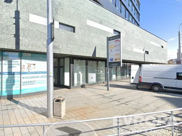 Pronájem kanceláře, Pardubice - Zelené Předměstí, třída Míru, 16 m2