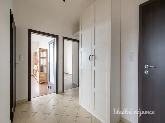 Pronájem bytu 3+kk, Praha - Vysočany, Pod Harfou, 71 m2