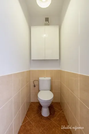 Pronájem bytu 3+kk, Praha - Vysočany, Pod Harfou, 71 m2