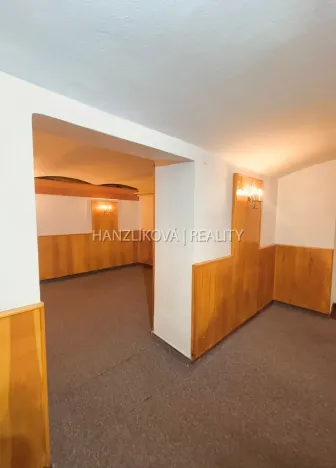 Pronájem obchodního prostoru, České Budějovice, Dvořákova, 80 m2