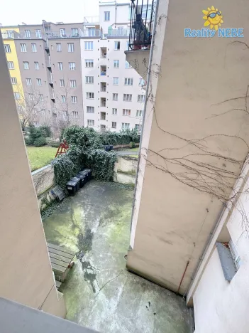 Pronájem bytu 1+kk, Praha - Žižkov, Baranova, 20 m2