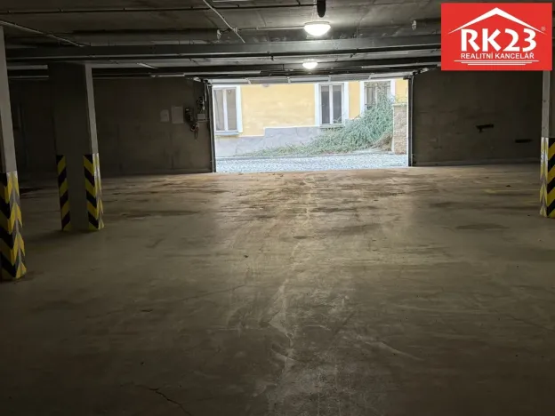 Pronájem garáže, Mariánské Lázně, Masarykova, 17 m2