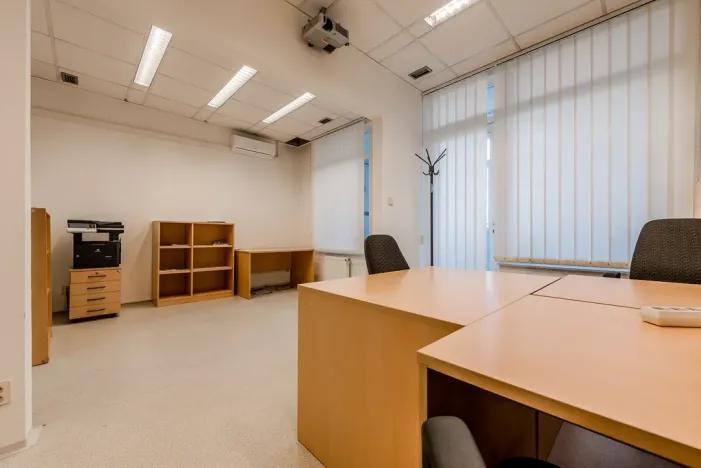 Pronájem kanceláře, Praha - Žižkov, Hartigova, 44 m2