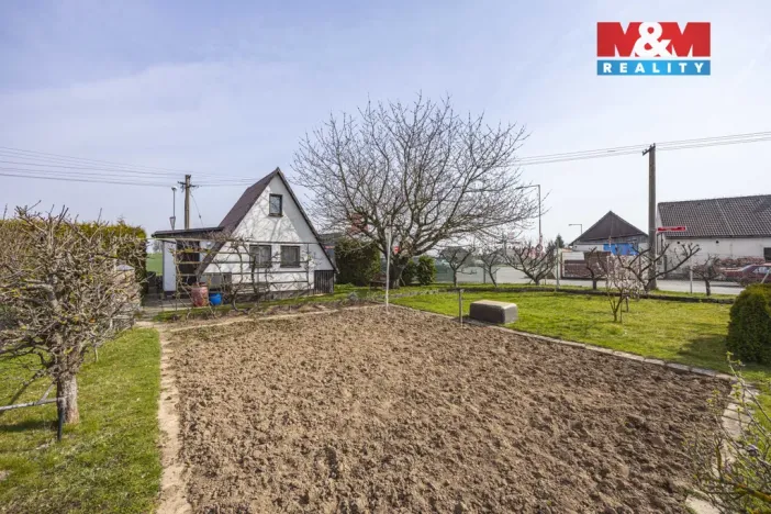 Prodej chaty, Hradec Králové - Svobodné Dvory, Zahrádkářská osada Dolíky, 14 m2