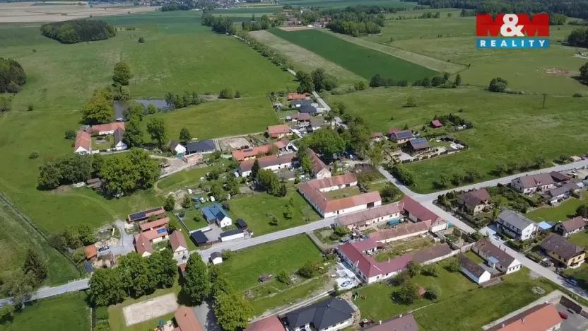 Prodej pozemku pro bydlení, Lišov - Vlkovice, 886 m2