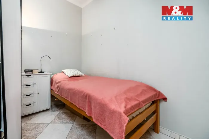 Prodej bytu 1+1, Poděbrady, Komenského, 36 m2