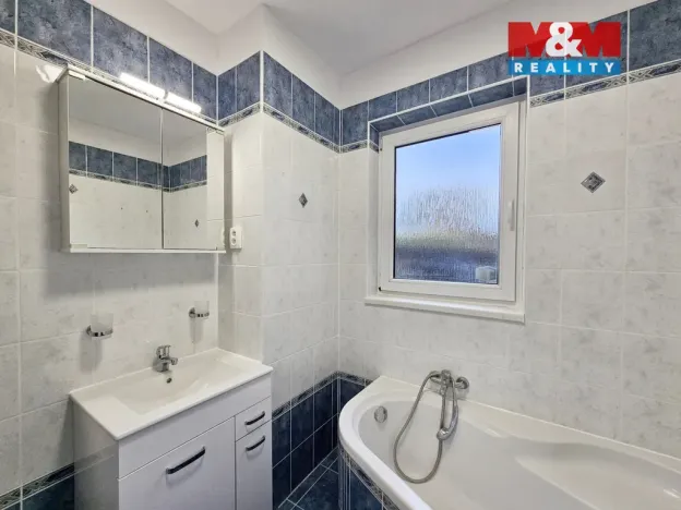 Pronájem bytu 2+1, Liberec - Liberec XXV-Vesec, U Sídliště, 61 m2