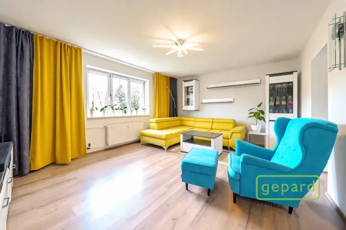 Prodej bytu 3+1, Karlovy Vary, Šumavská, 99 m2