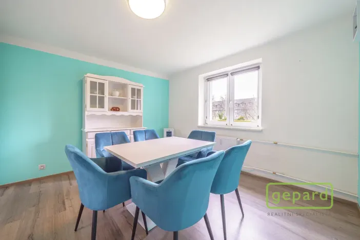 Prodej bytu 3+1, Karlovy Vary, Šumavská, 99 m2