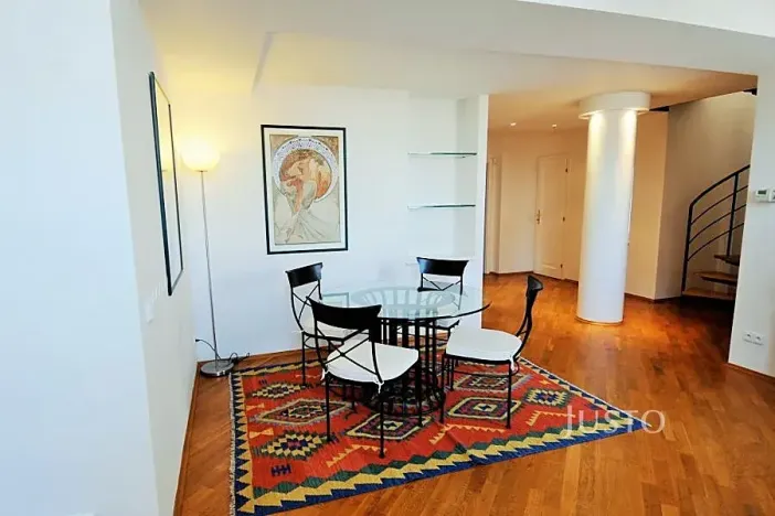 Pronájem bytu 3+1, Praha - Nové Město, Odborů, 108 m2