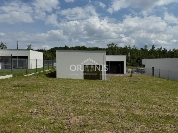 Pronájem domu na klíč, Chomutov, Březový vrch, 110 m2