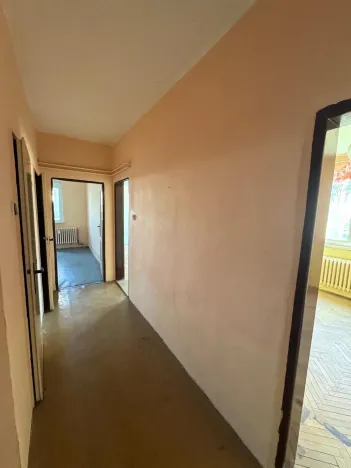 Prodej bytu 2+1, Nová Role, Tovární, 60 m2